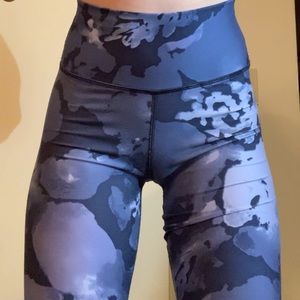 Xs Lisette High waisted Fabletics leggings!